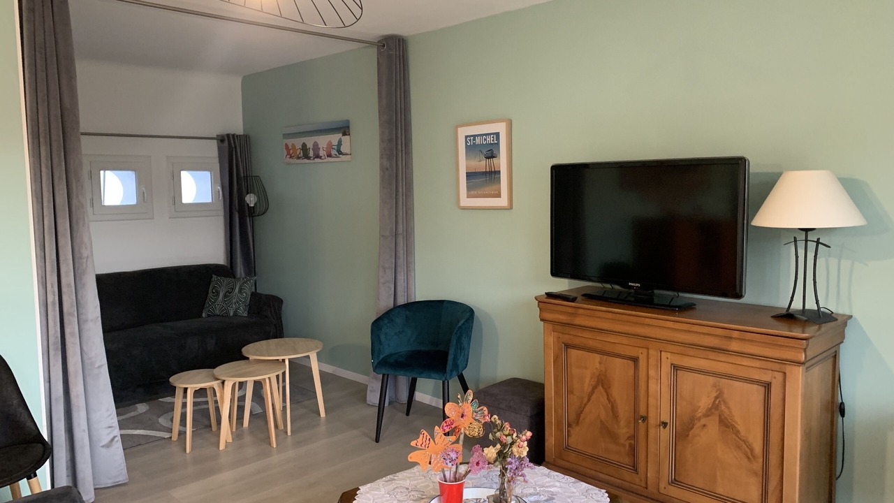 Photo of Livingroom in Saint-Michel-Chef-Chef