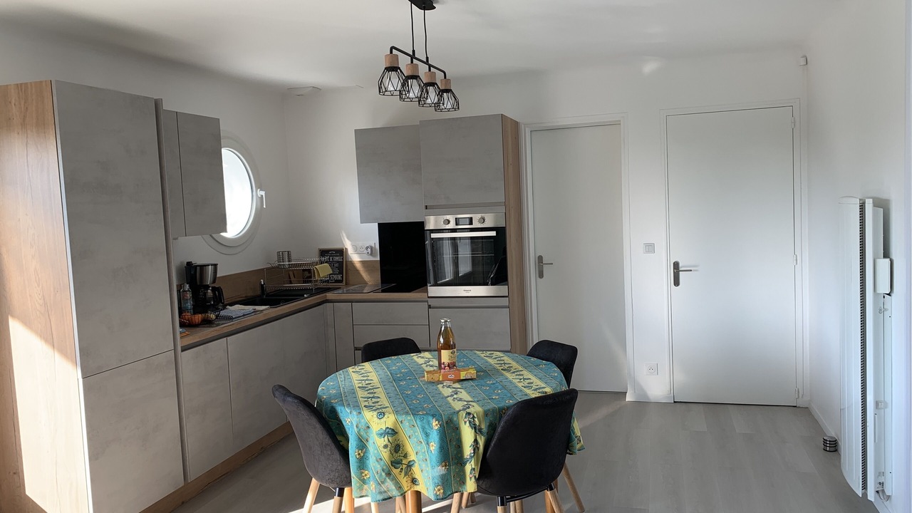 Photo of Kitchen in Saint-Michel-Chef-Chef