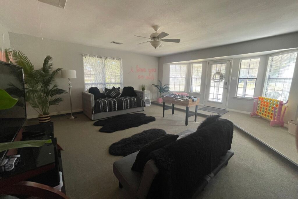 Photo of Bedroom in Manchaca