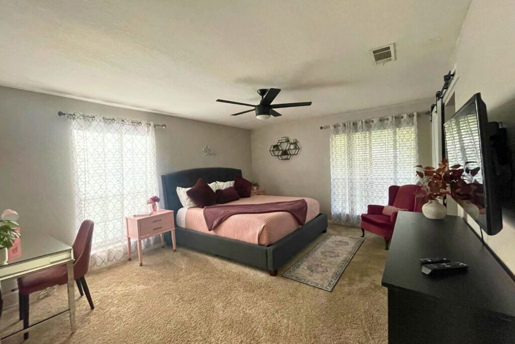 Photo of Bedroom in Manchaca