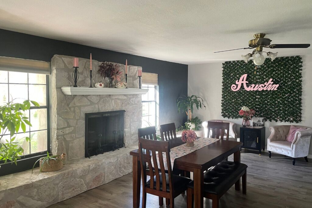 Photo of Bedroom in Manchaca