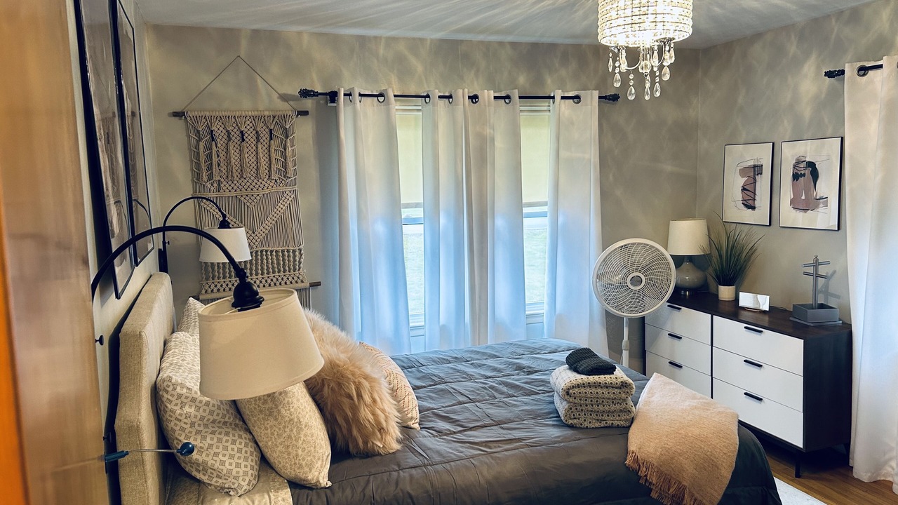 Photo of Bedroom in Batavia