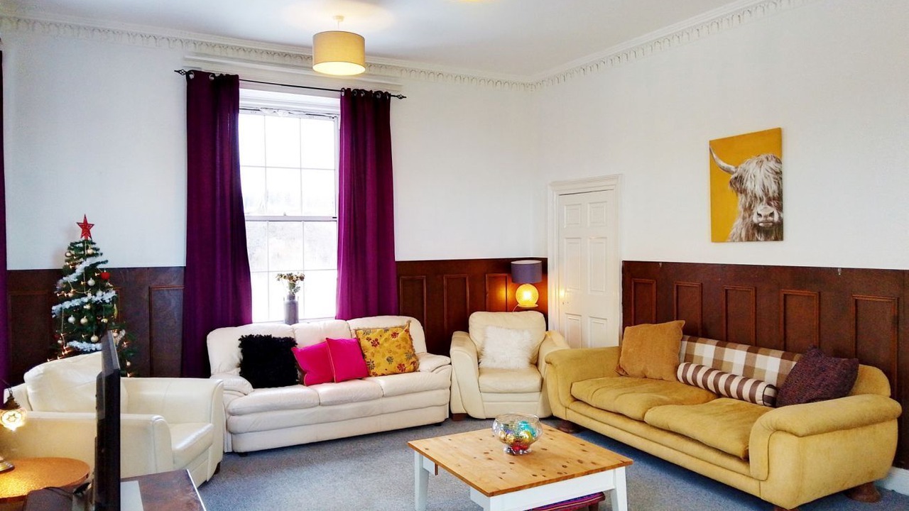 Photo of Livingroom in West Calder