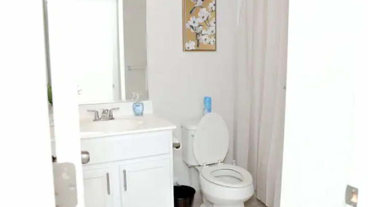 Photo of Bathroom in Hanover
