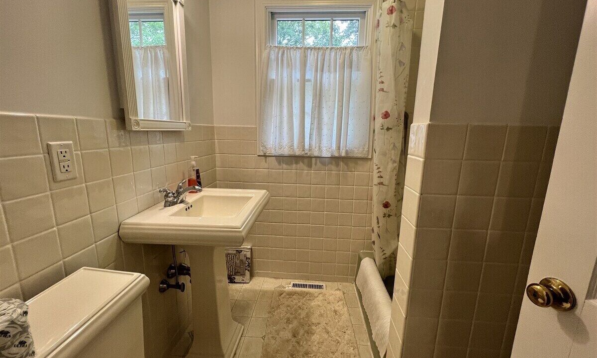 Photo of Bathroom in North Eastham