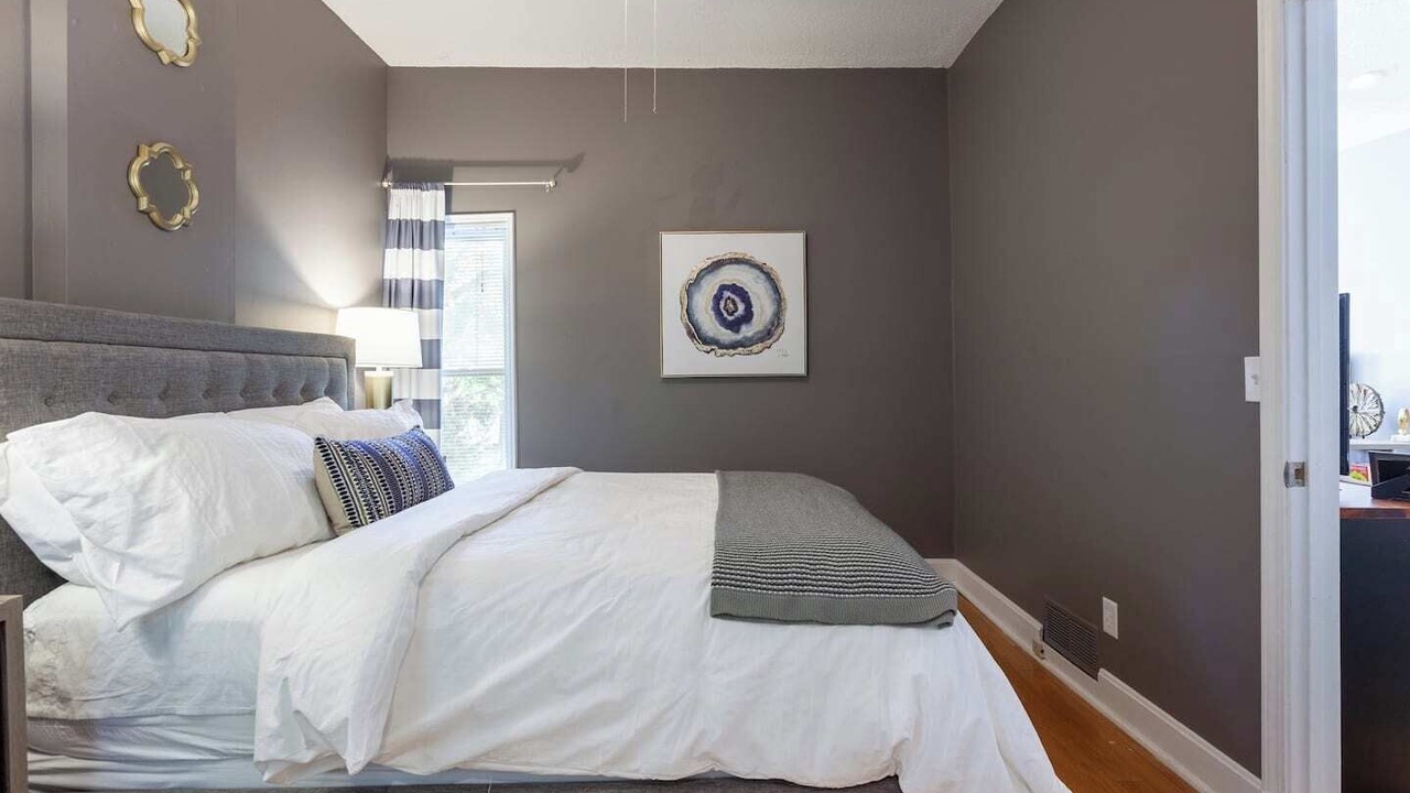 Photo of Bedroom in Southmoreland
