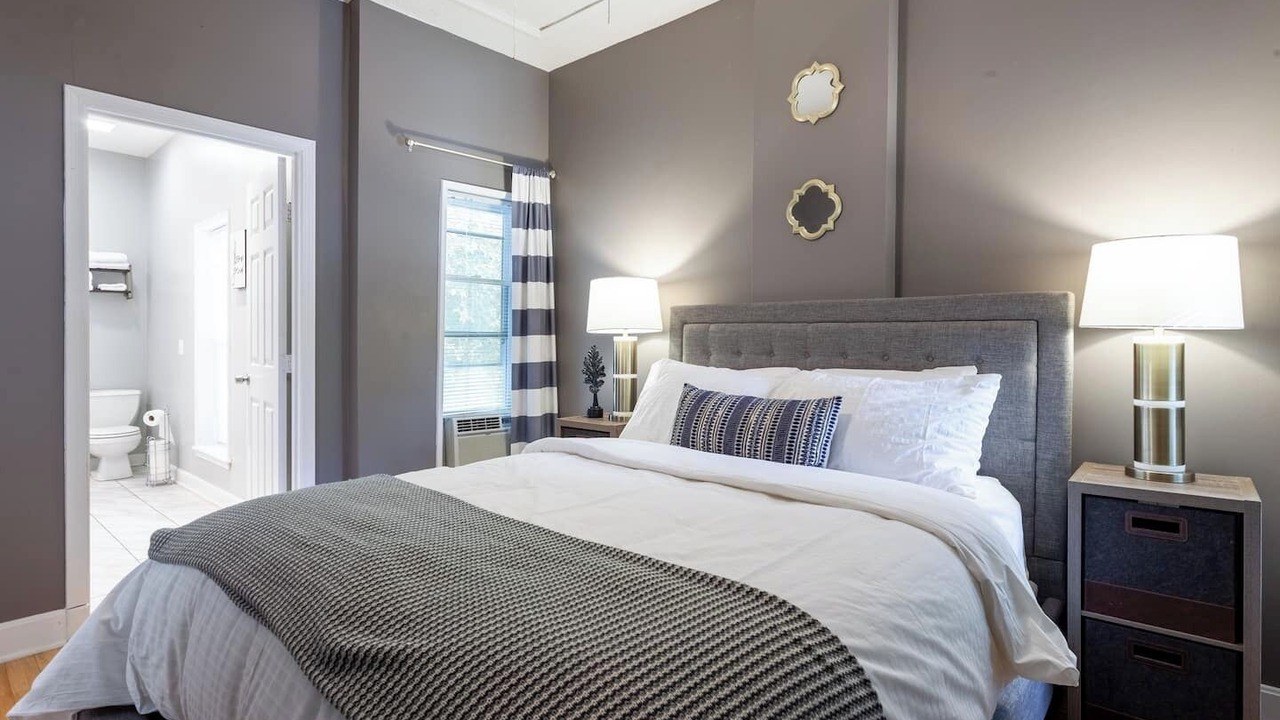Photo of Bedroom in Southmoreland
