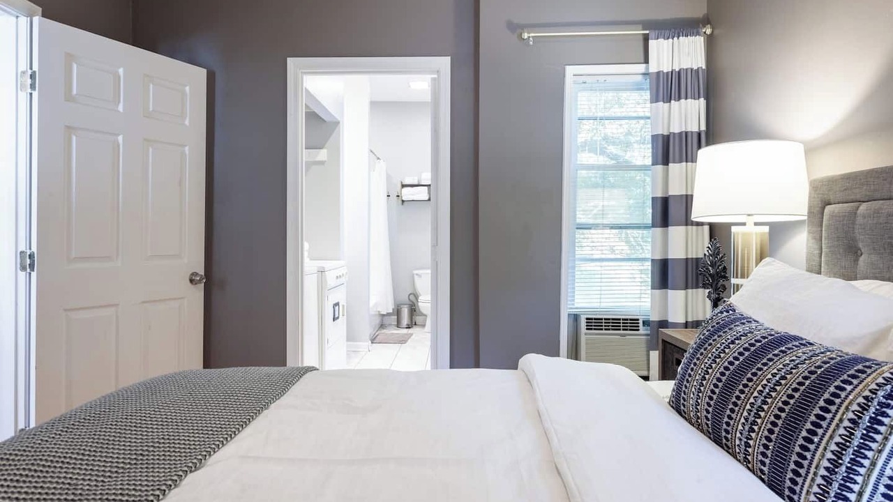 Photo of Bedroom in Southmoreland