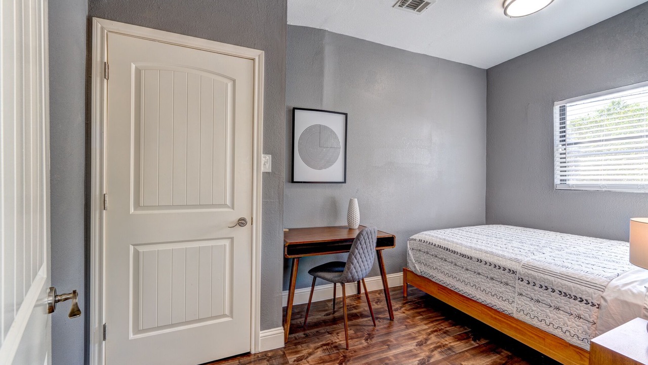 Photo of Bedroom in Northside