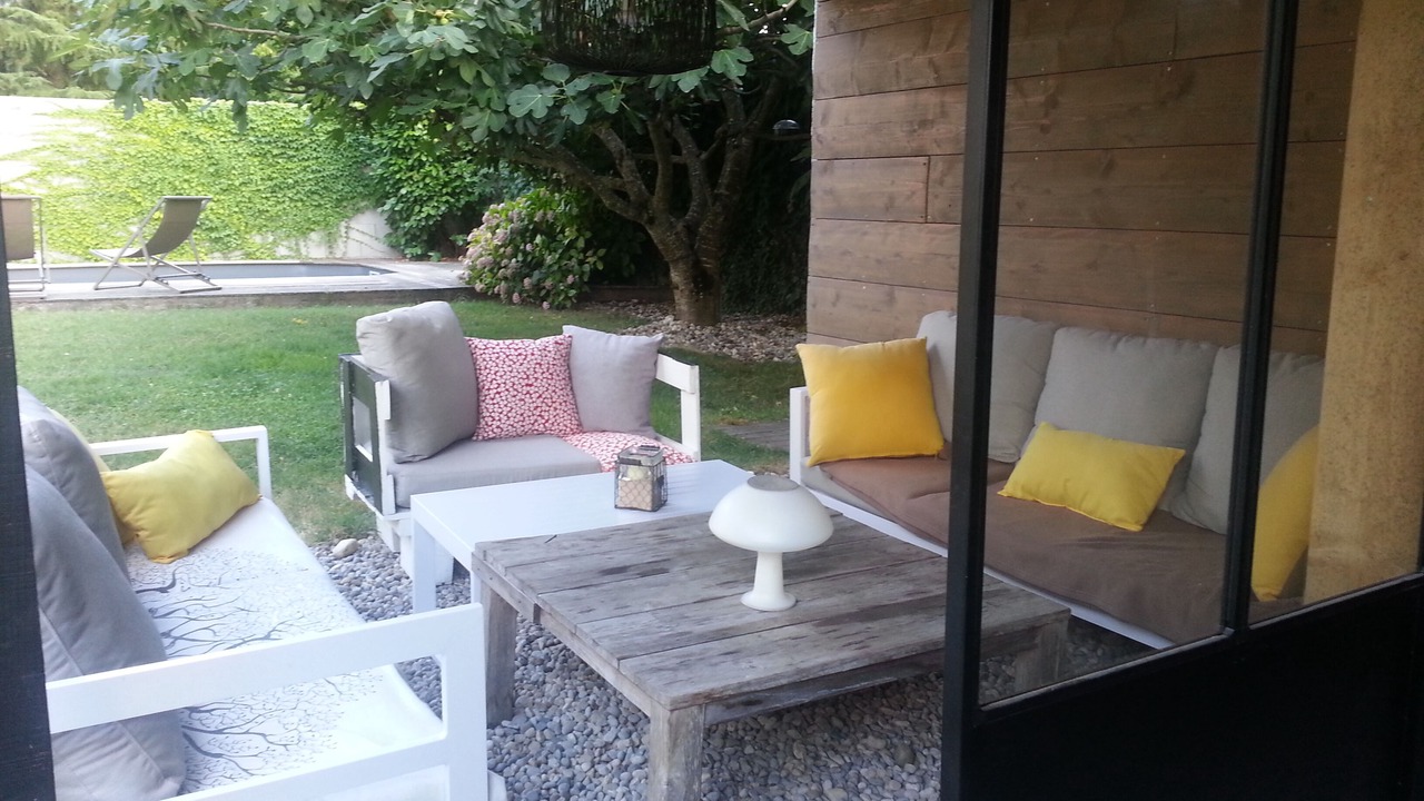 Photo of Patio Balcony in Yenne