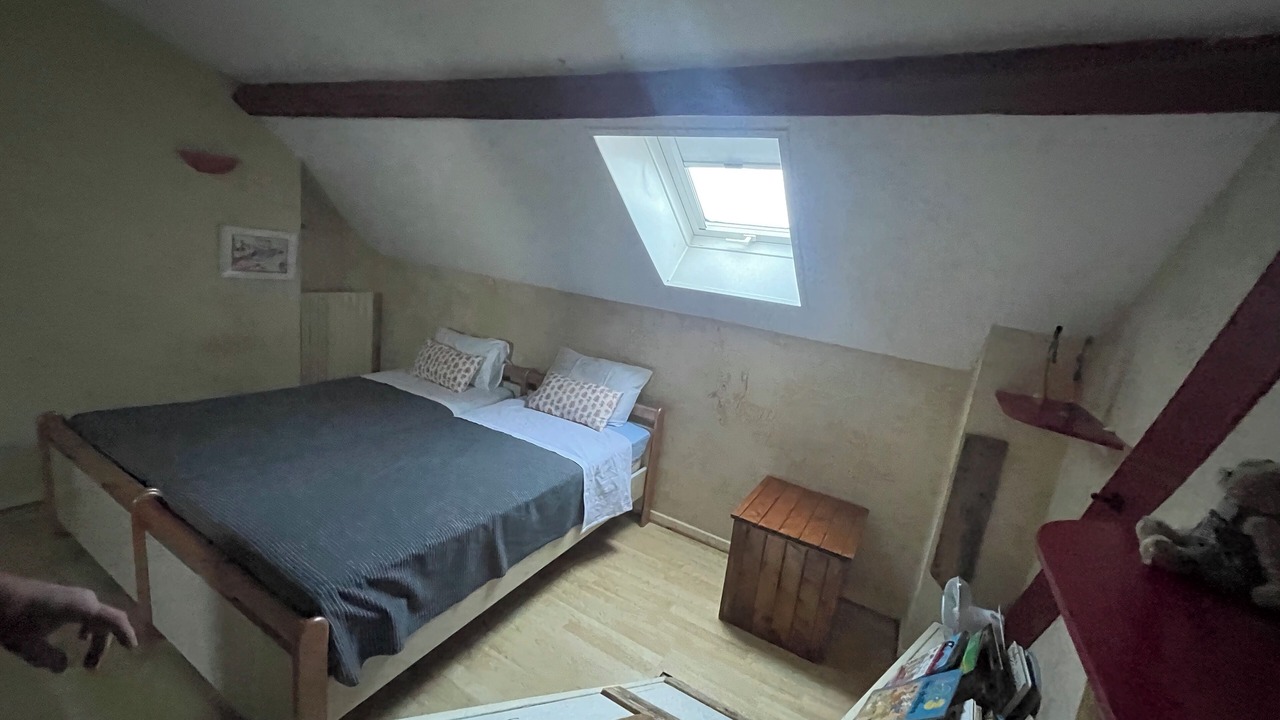 Photo of Bedroom in Yenne