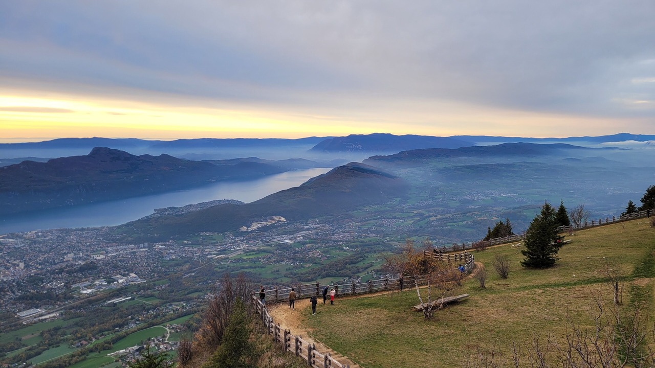 Photo of Outdoor in Yenne