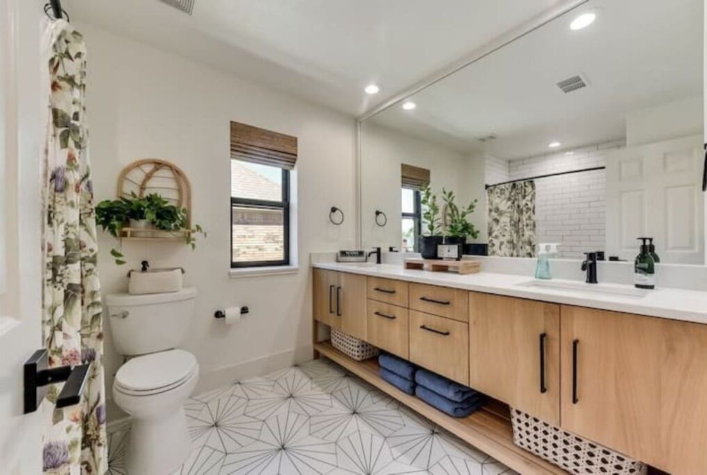 Photo of Bathroom in Northeast Carrollton