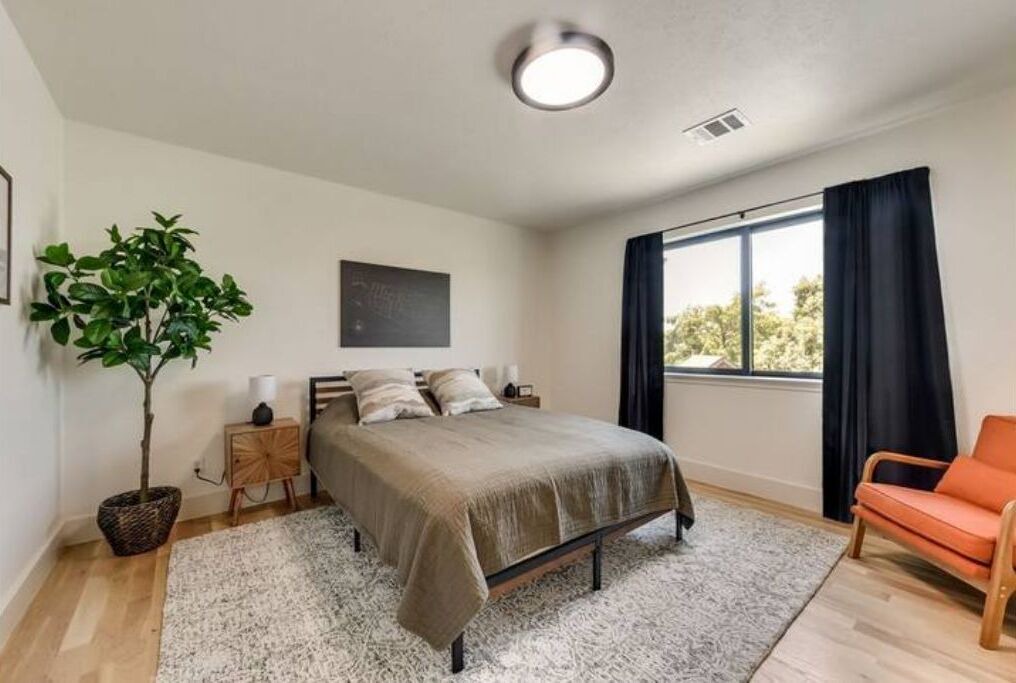 Photo of Bedroom in Northeast Carrollton