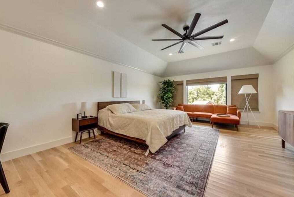 Photo of Bedroom in Northeast Carrollton