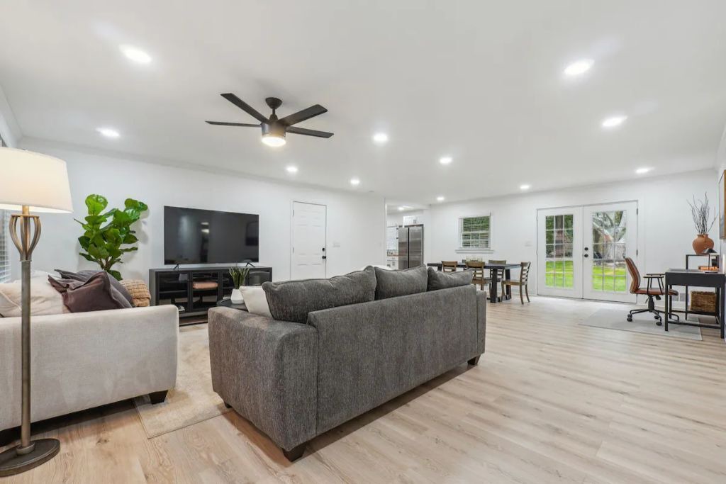 Photo of Livingroom in Alpharetta