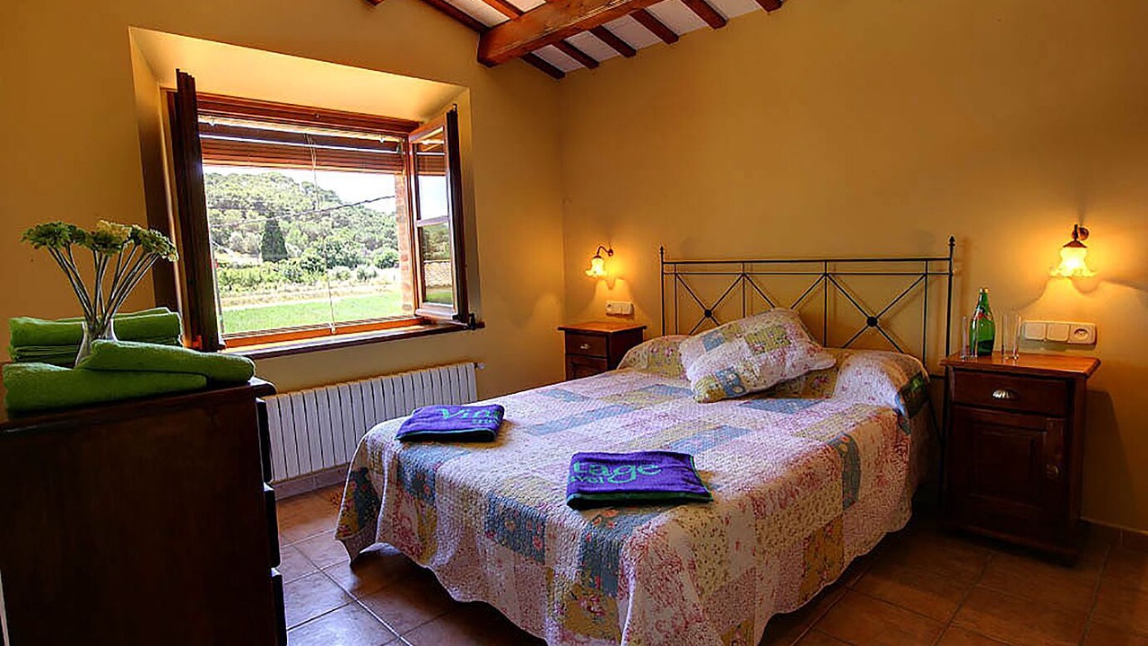 Photo of Bedroom in Vall-Llobrega