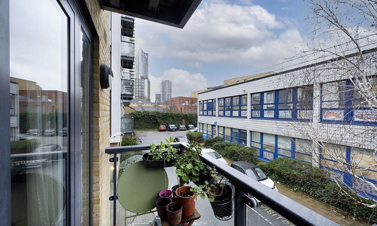 Photo of Outdoor in Kennington