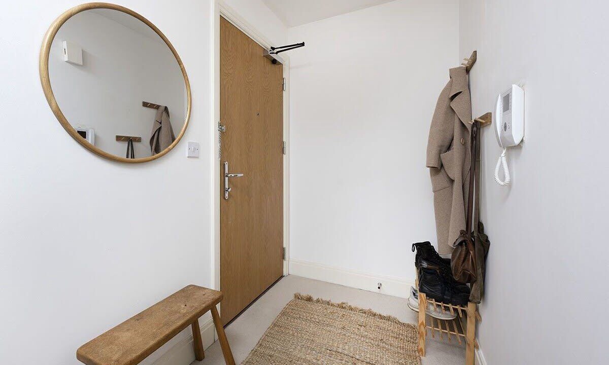 Photo of Others in Kennington