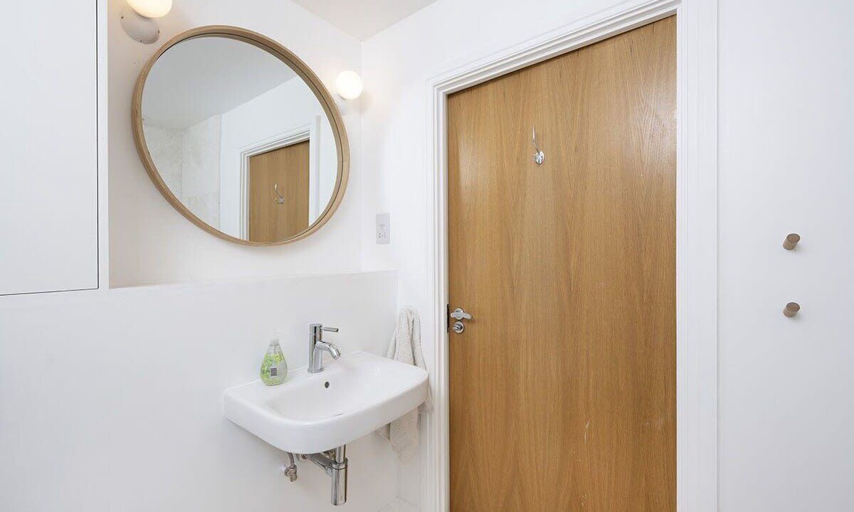 Photo of Bathroom in Kennington
