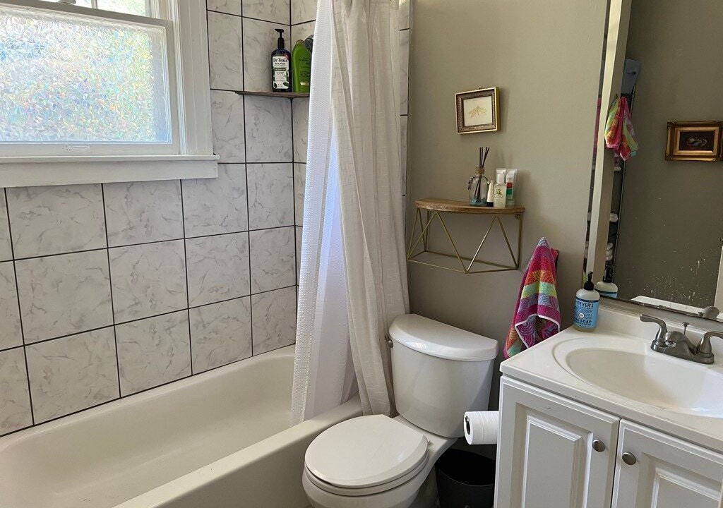 Photo of Bathroom in Vollintine-Evergreen