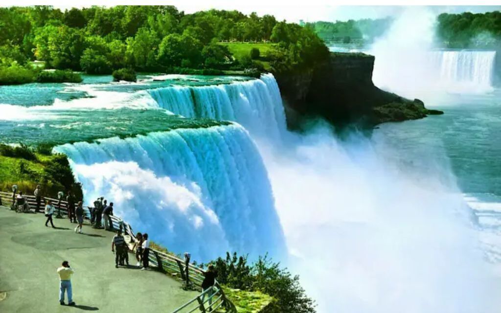 Photo of Others in Niagara Falls