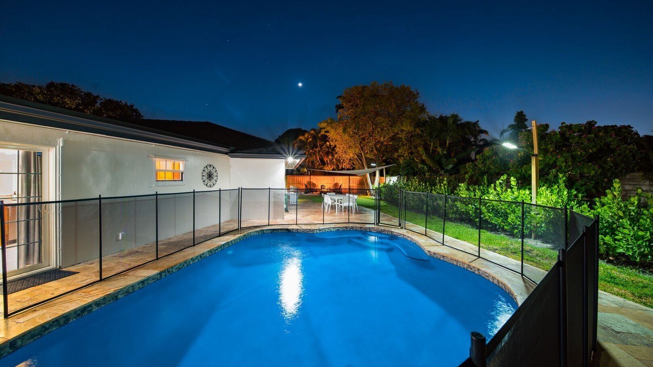 Photo of Others in Lake Ida Shores