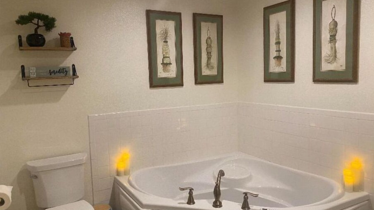Photo of Bathroom in Wichita Falls