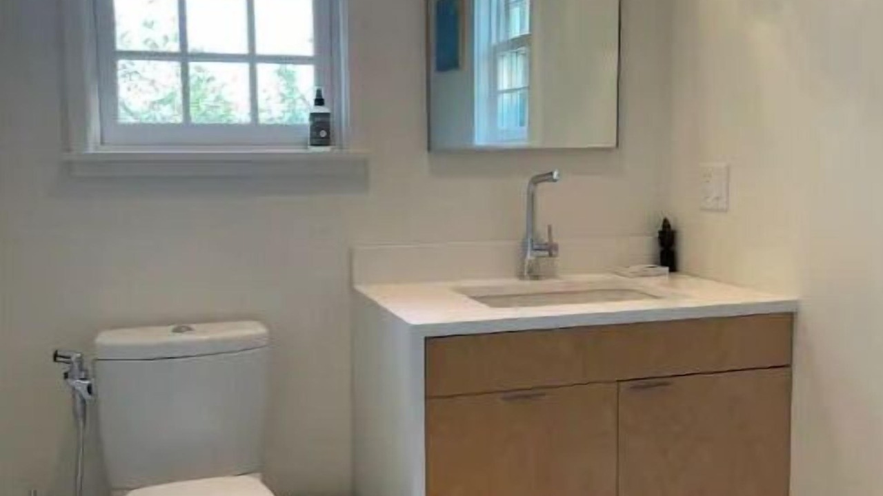 Photo of Bathroom in Canaan