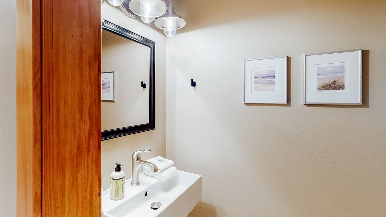 Photo of Bathroom in Chelan