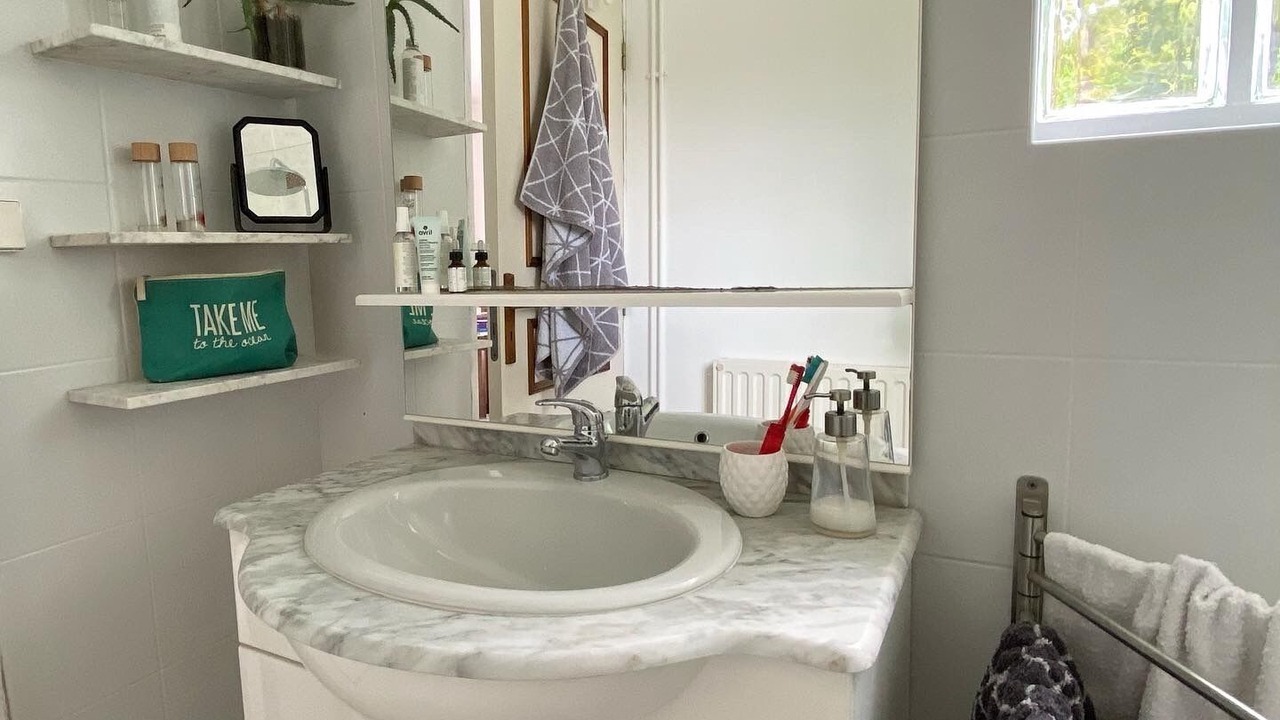 Photo of Bathroom in Lanches-Saint-Hilaire