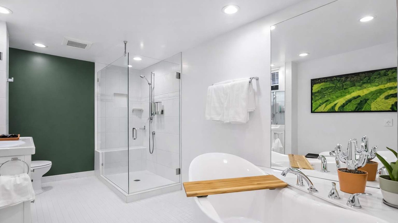 Photo of Bathroom in Green Lake