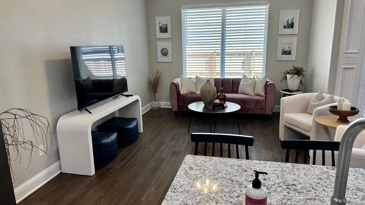 Photo of Livingroom in Tyler