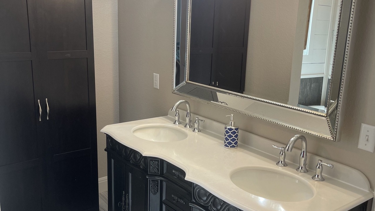 Photo of Bathroom in Taylor