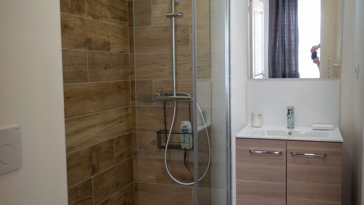 Photo of Bathroom in Le Mans