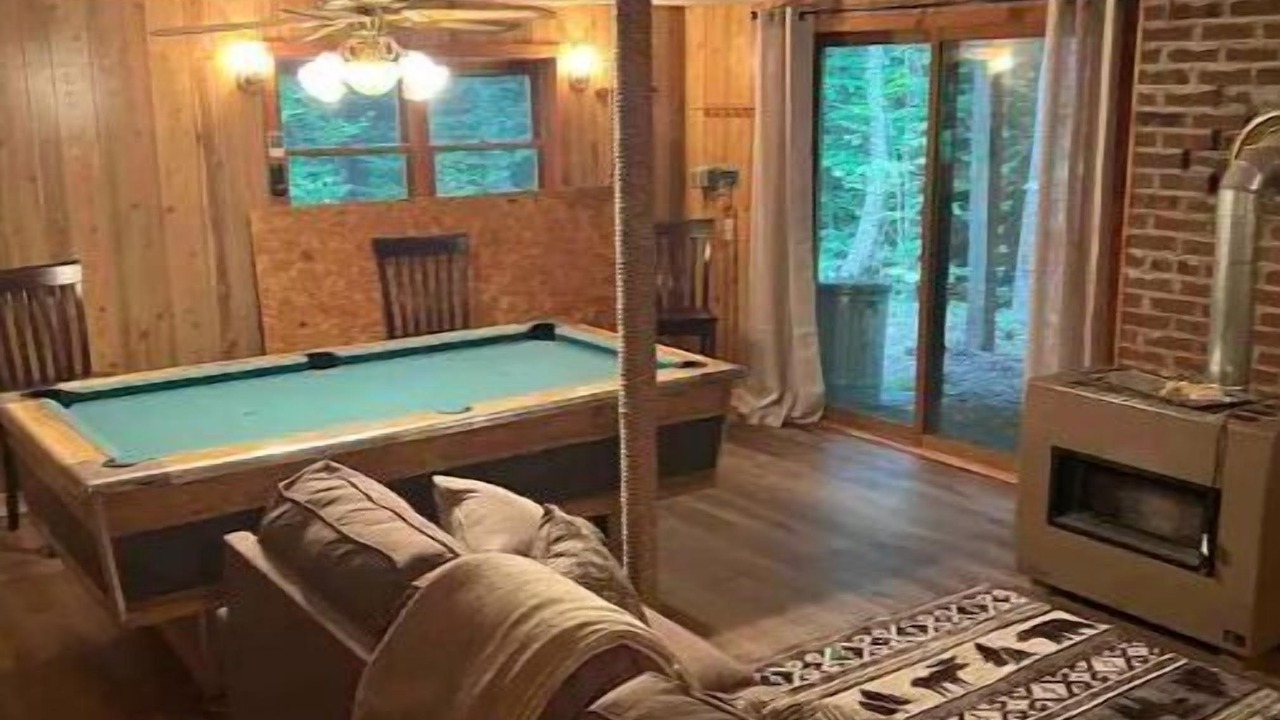 Photo of Livingroom in Adirondack Region