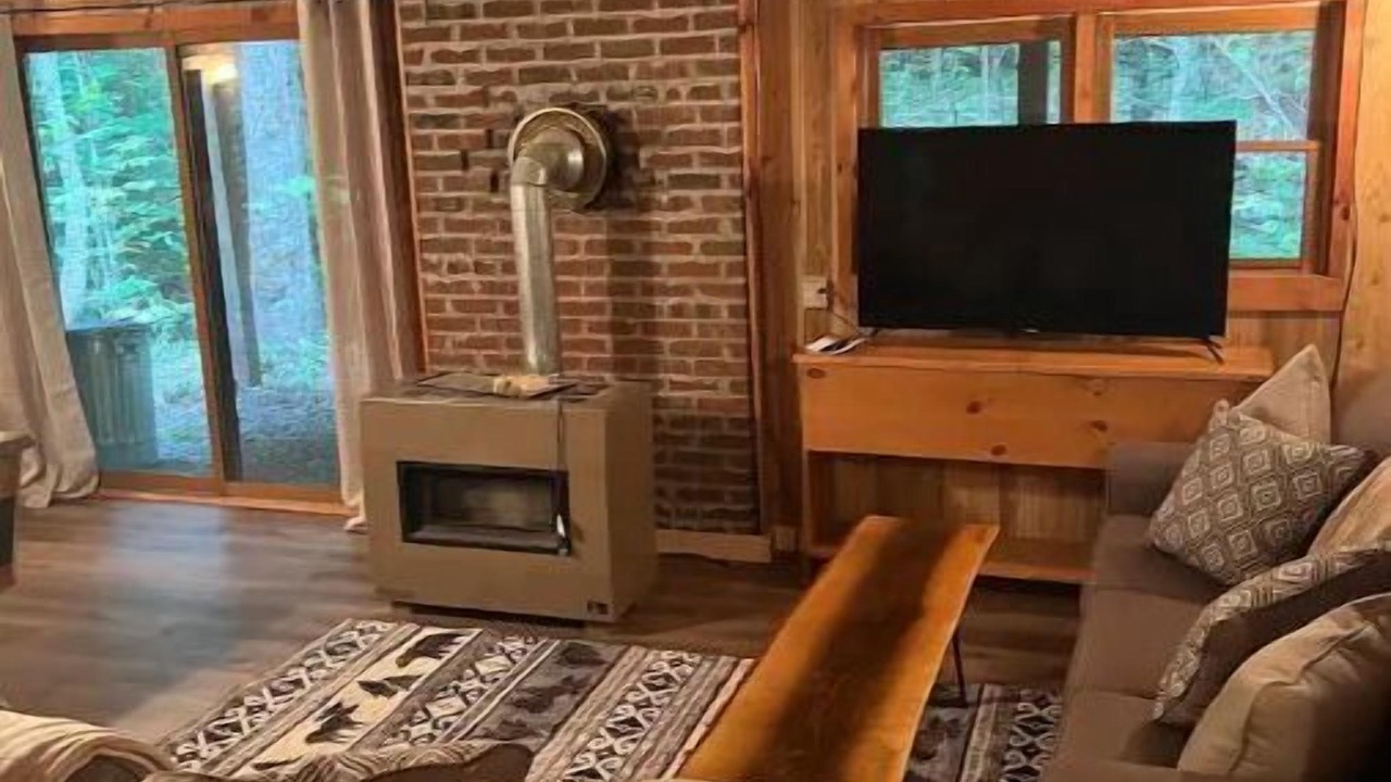 Photo of Livingroom in Adirondack Region