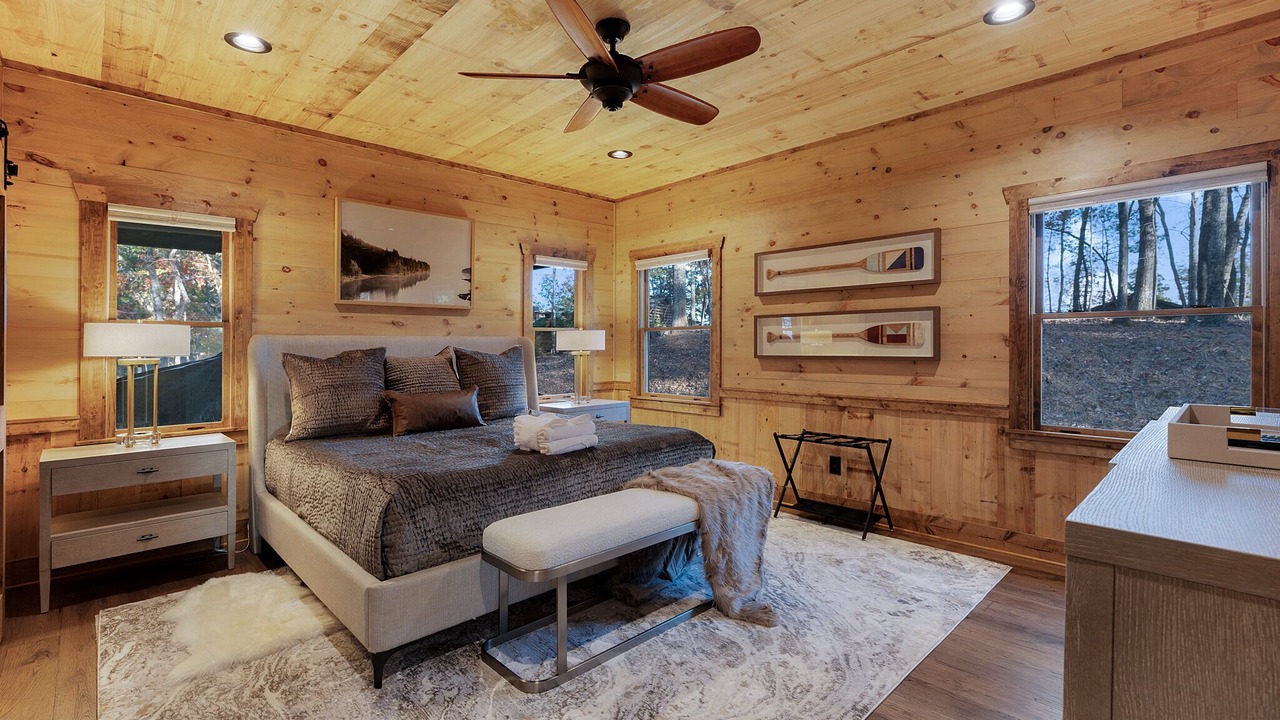 Photo of Others in Aska