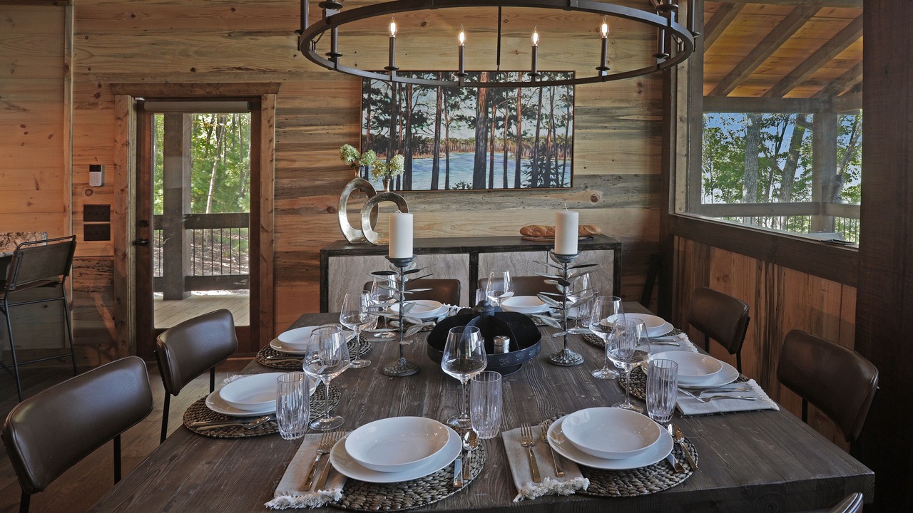 Photo of Others in Aska