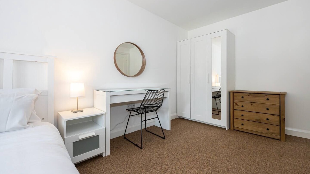 Photo of Bedroom in Chorlton-cum-Hardy