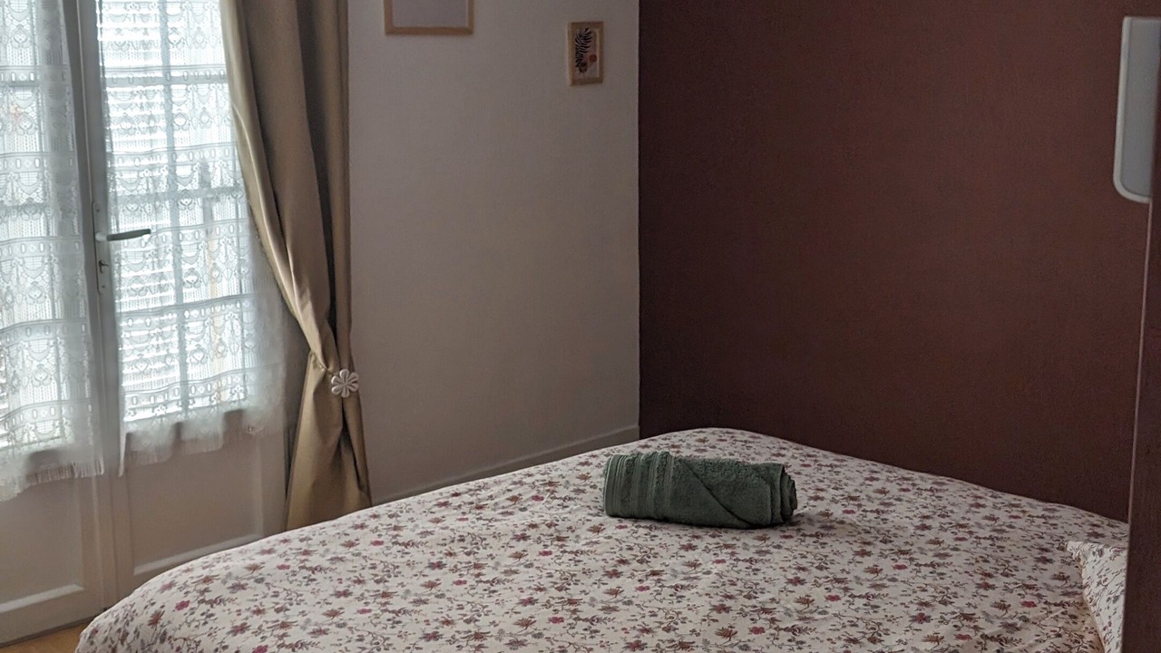 Photo of Bedroom in Saint-Georges-sur-Cher