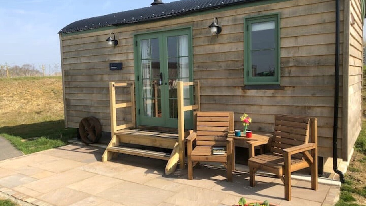 Photo of Patio Balcony in Stone in Oxney