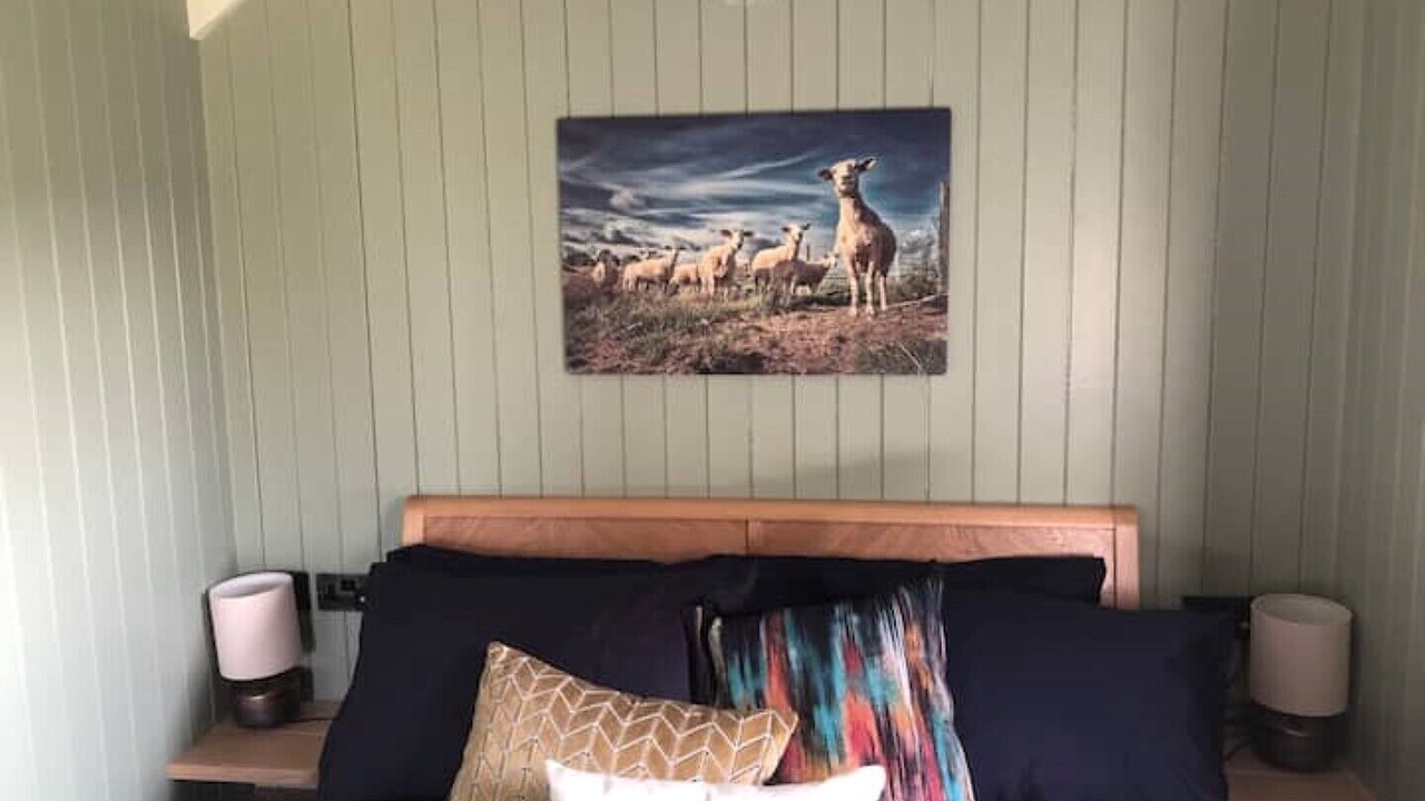 Photo of Bedroom in Stone in Oxney