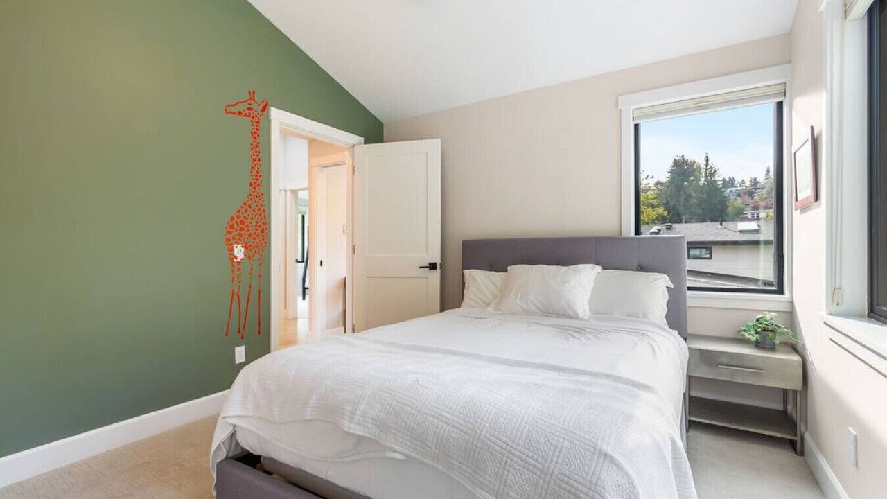 Photo of Bedroom in Matthews Beach