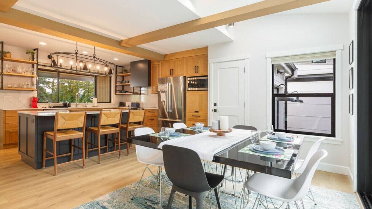 Photo of Others in Matthews Beach