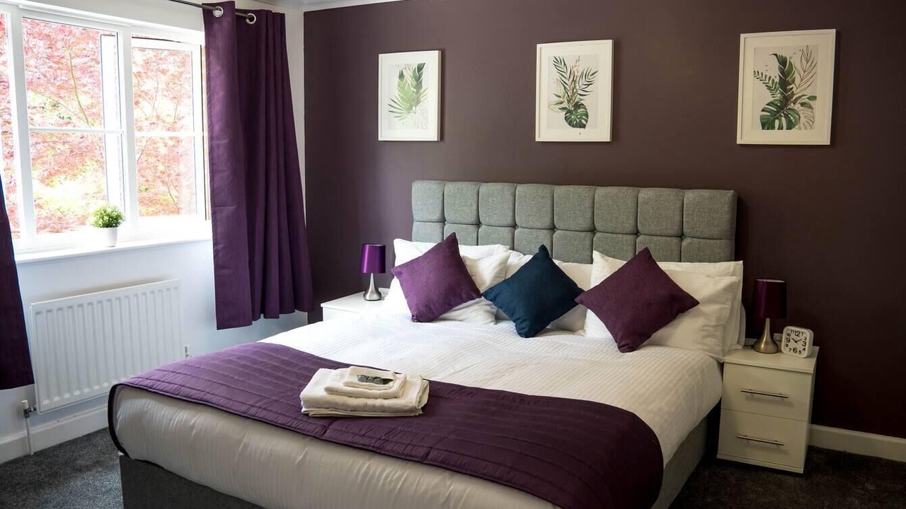 Photo of Others in Horley