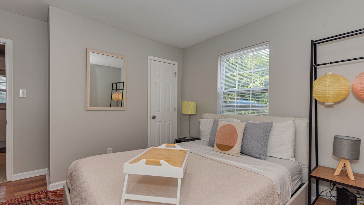 Photo of Bedroom in Enderly Park