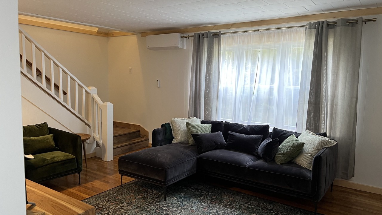 Photo of Bedroom in Beach Lake