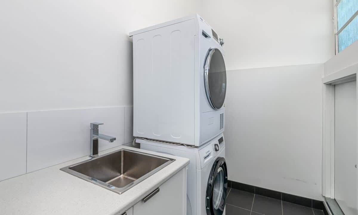 Photo of Others in Bendigo