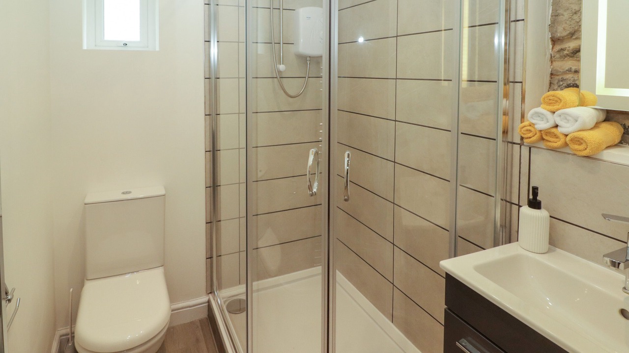 Photo of Bathroom in Tavernspite